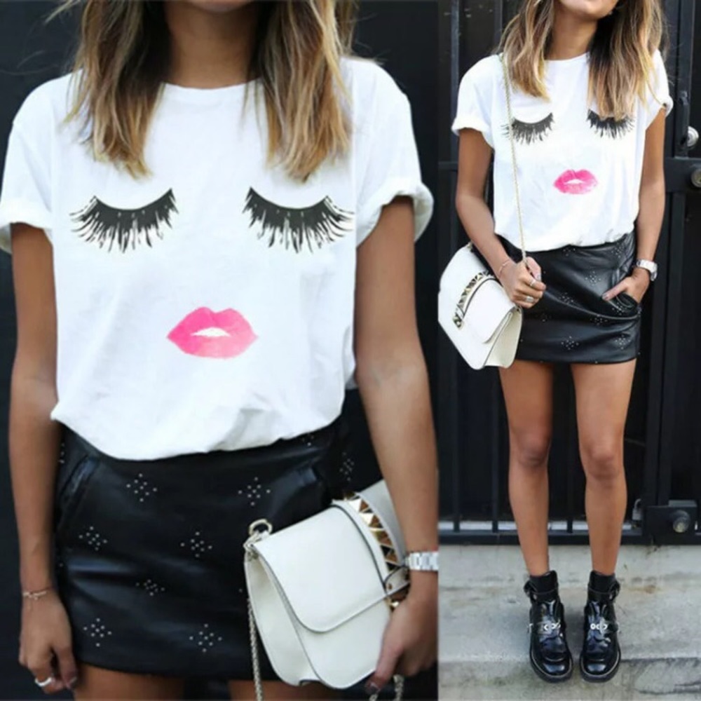 🌸Pink lips and eyelash T-shirt🌸 - Picture 1 of 3